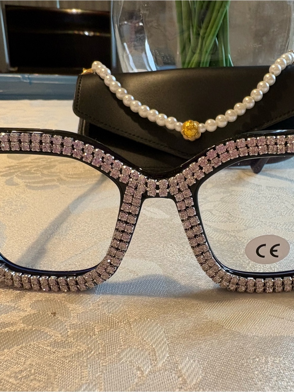 Diamond studded Glasses +1.50 case & Neck Hanger “anti-blue light” New